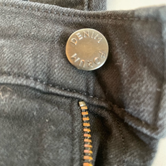 Aritiza Denim Forum size 29 black skinny jeans - Picture 4 of 5